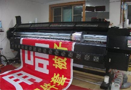渭南喷绘广告分辨率是多少？