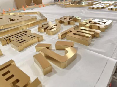 渭南拉丝不锈钢字的特点。